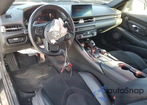 2021 Toyota Supra z USA, uszkodzony, nr VIN WZ1DB2C0XMW038679